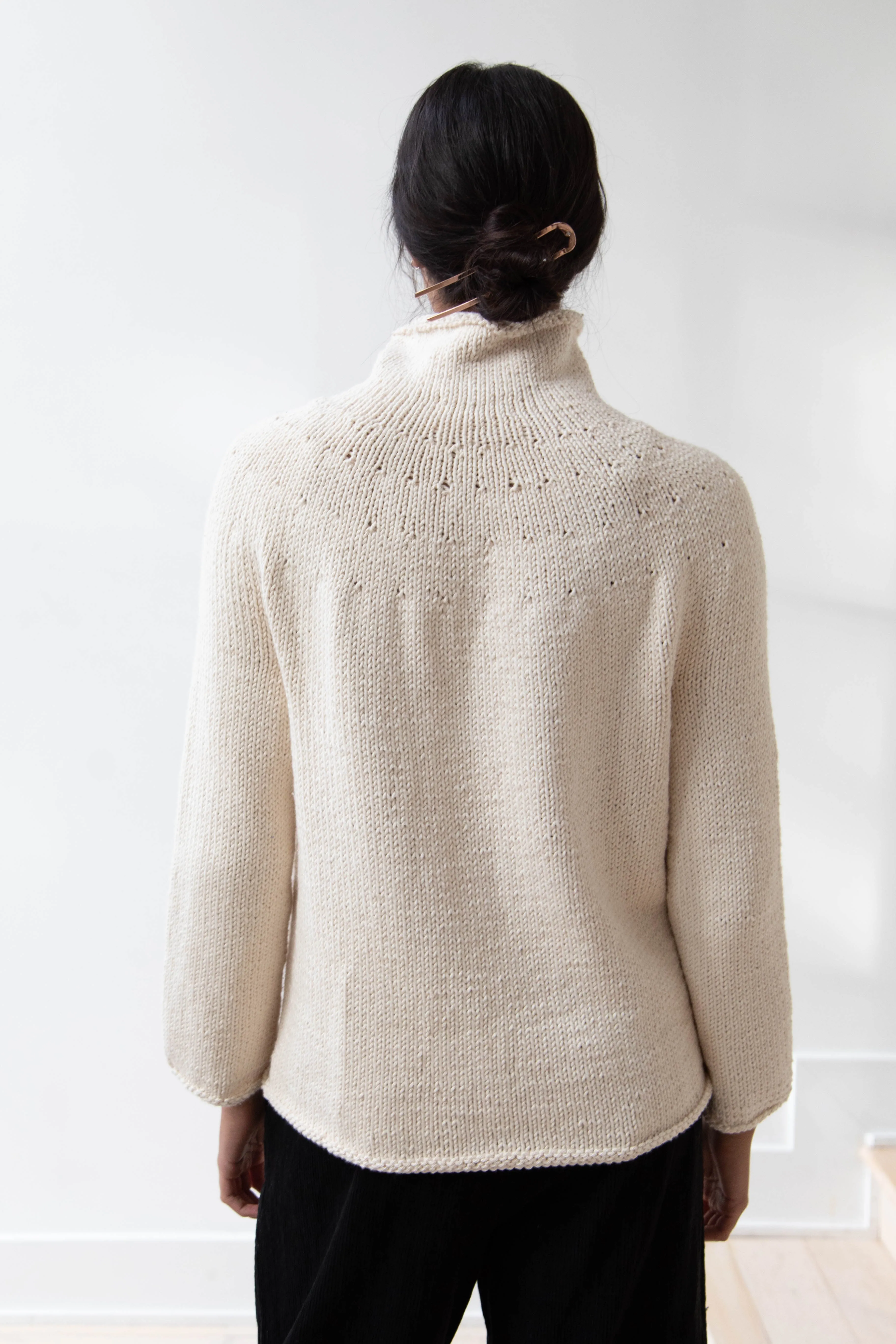 Nitto Café da Manha Sweater in Off White