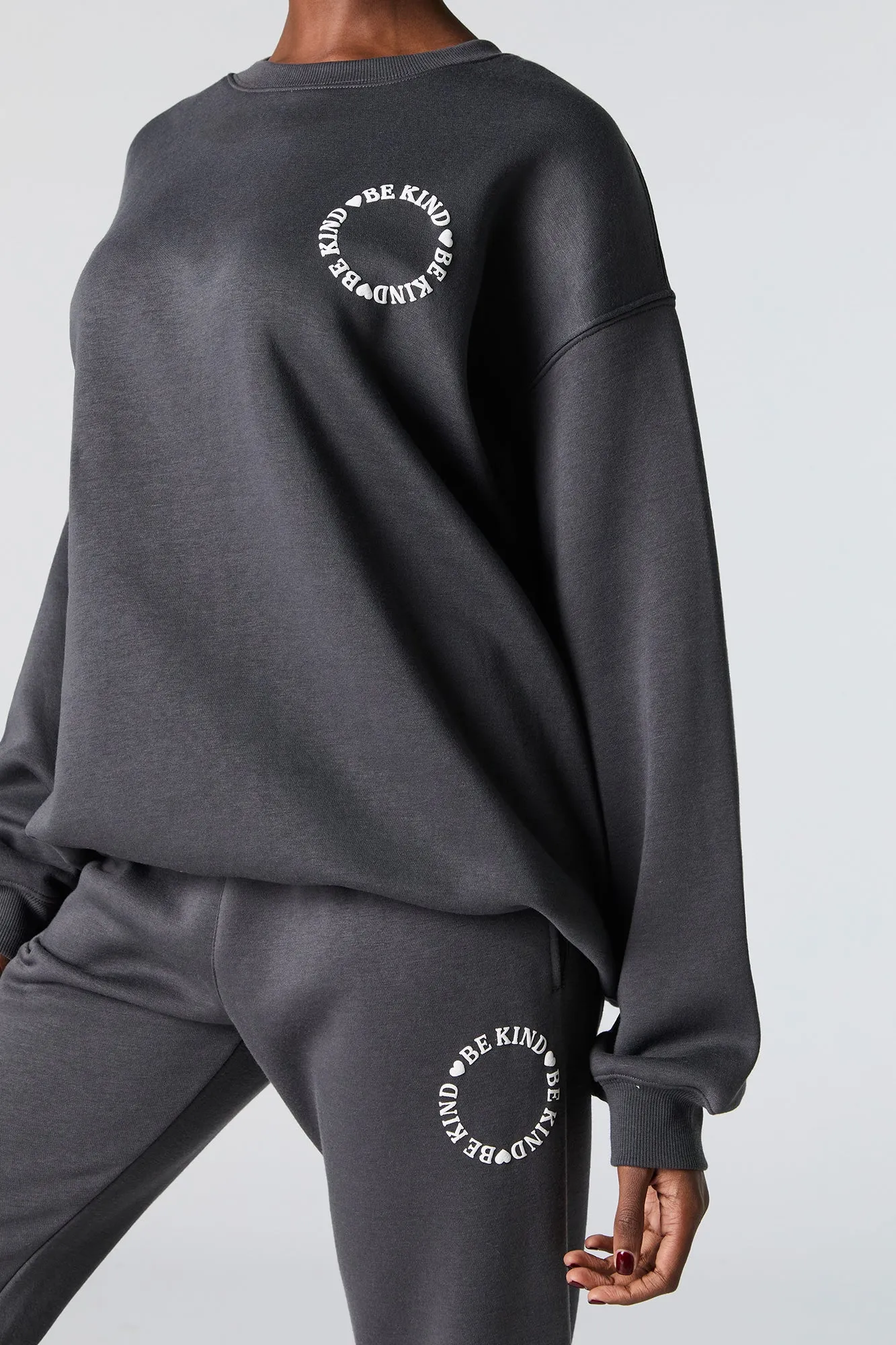 Oversized Graphic Fleece Sweatshirt