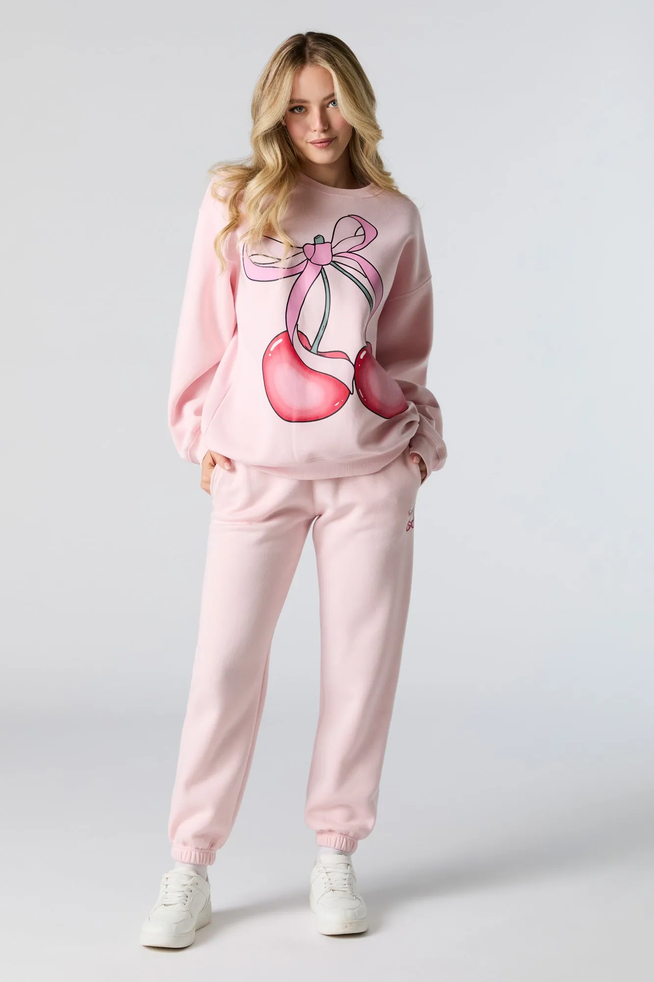 Oversized Graphic Fleece Sweatshirt