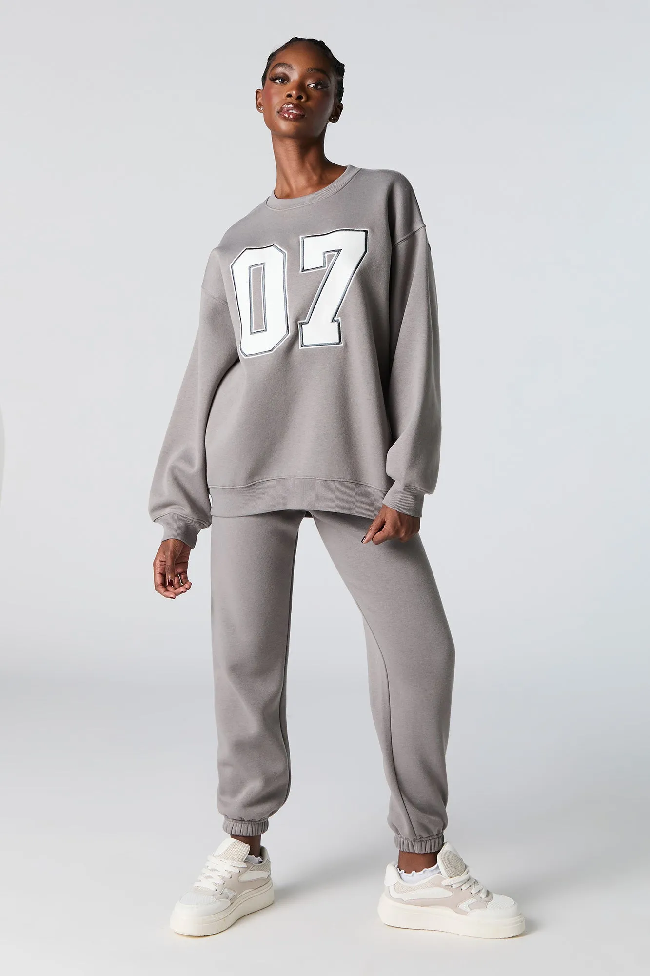Oversized Graphic Fleece Sweatshirt