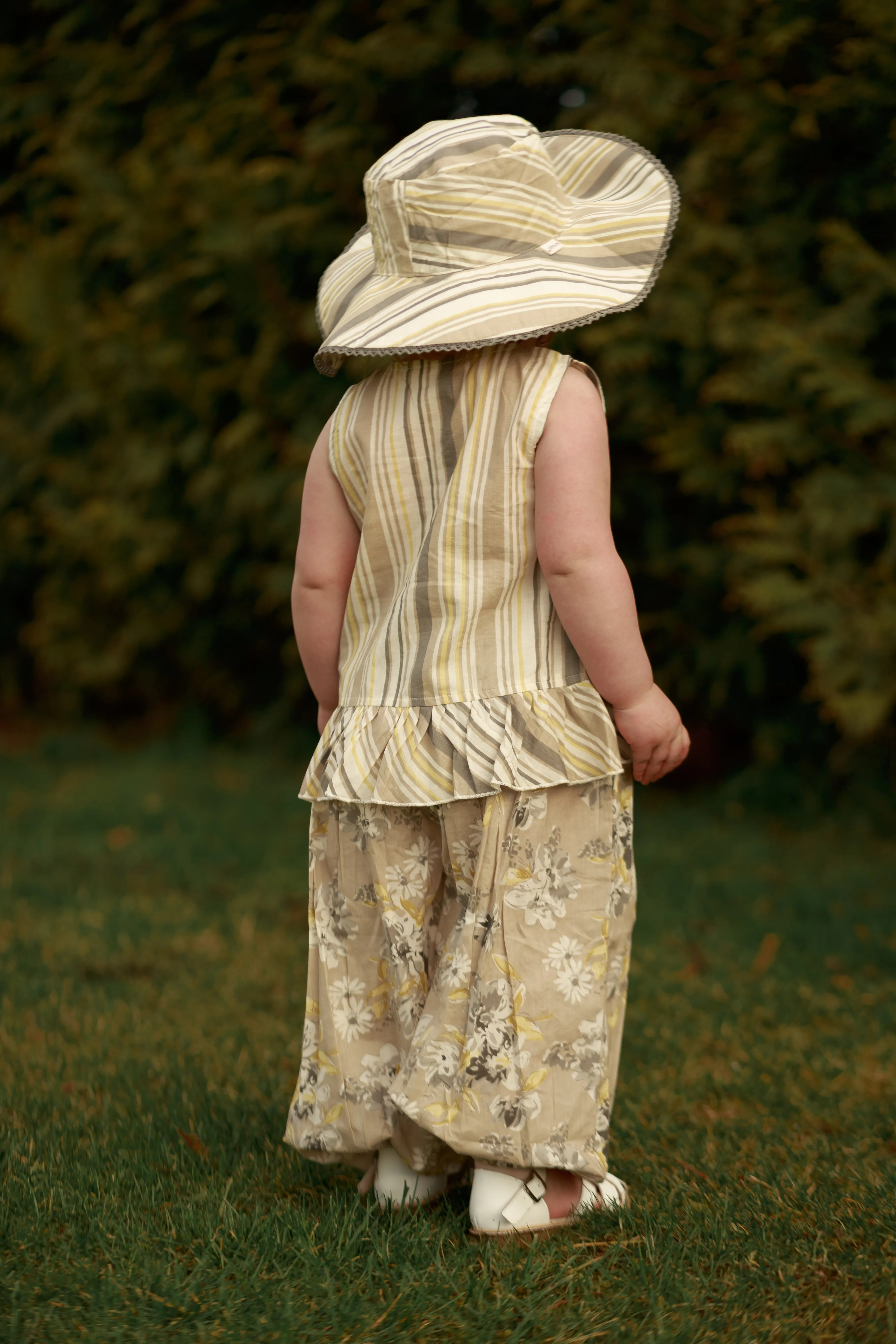 Reversible Brown Floral & stripe Kids' Sun Hat with Lace Detail