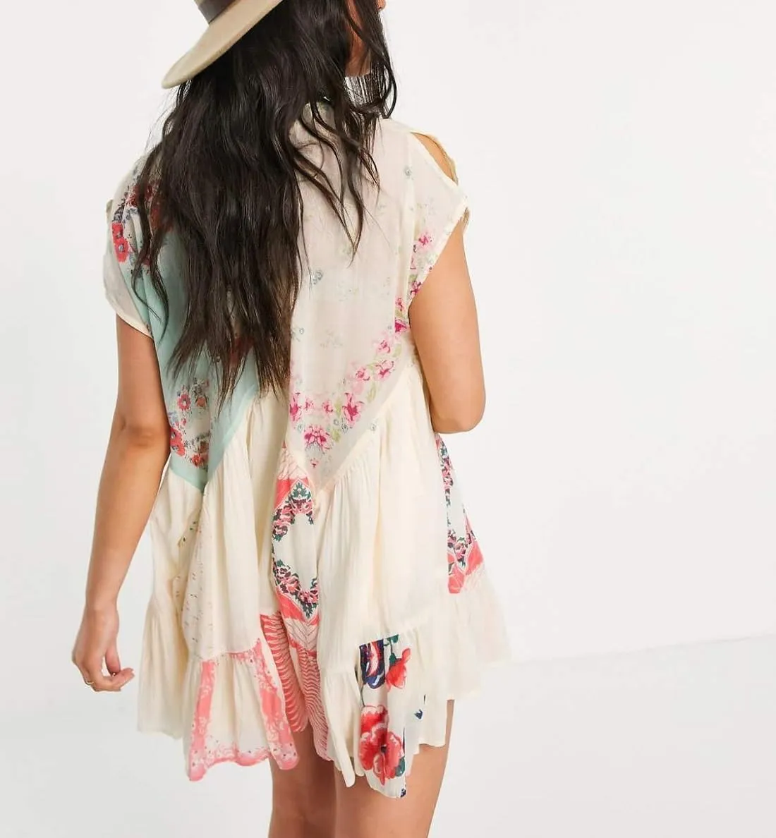 Womens Boho Mini Dress Y2k Floral Deep V-Neck Puff Sleeve Short Dresses Summer Causal Flowy Beach Sundress